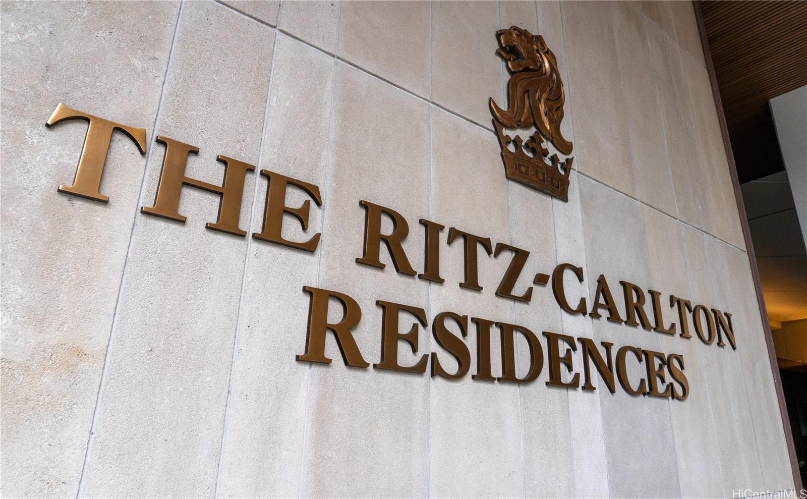 The Ritz-carlton Residences - 383 Kalaim 383 Kalaimoku Street  Unit 2112