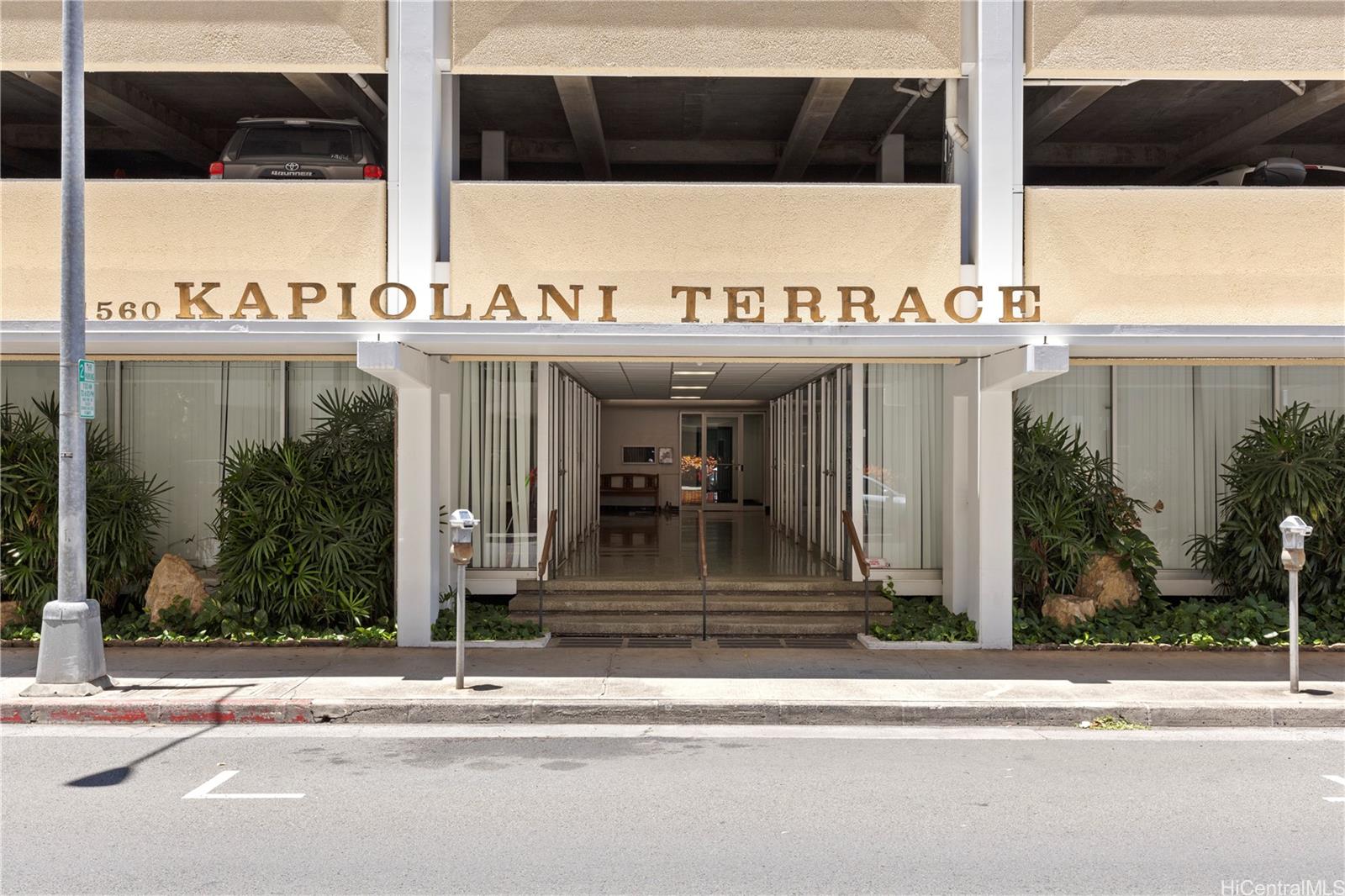 Kapiolani Terrace 1560 Kanunu Street  Unit 708